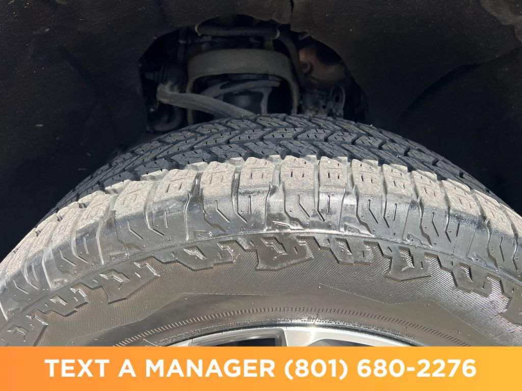Used 2019 Chevrolet Silverado 1500 LTZ w/ Z71 Off-Road Package AWD/4WD image 9