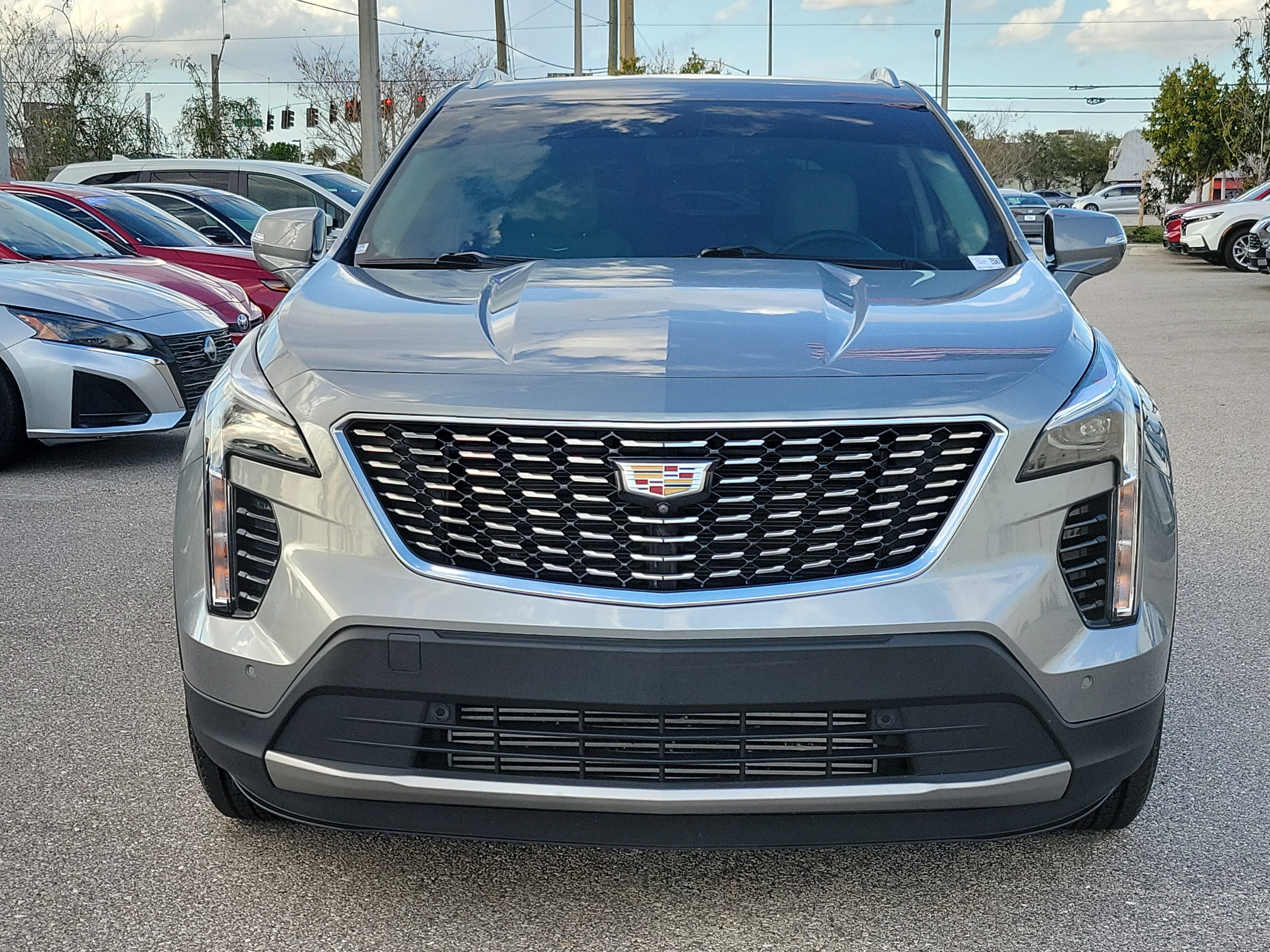 Used 2023 Cadillac XT4 Premium Luxury w/ Enhanced Visibility Package image 2