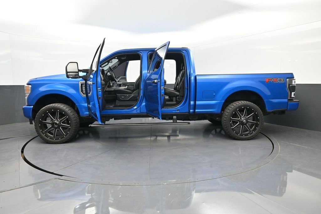 Used 2020 Ford F250 Platinum w/ FX4 Off-Road Package AWD/4WD image 40