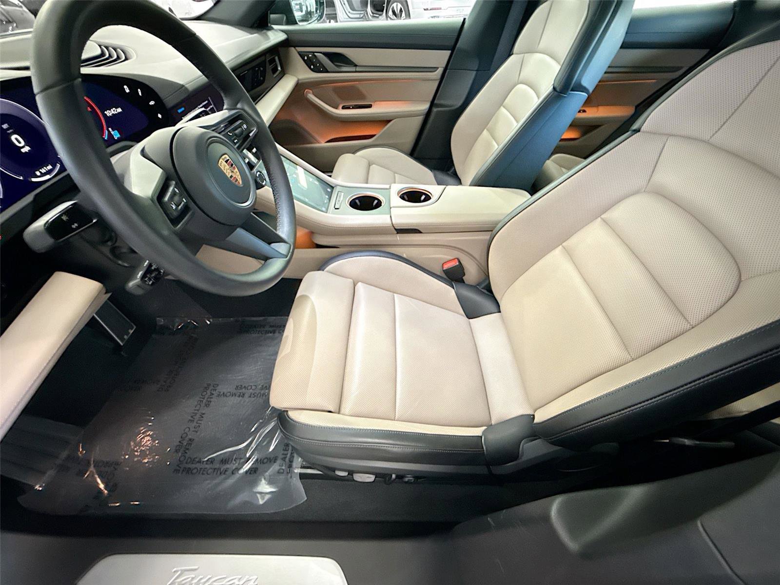 Used 2025 Porsche Taycan image 21