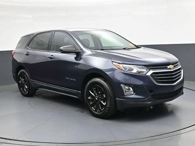 Used 2019 Chevrolet Equinox LS w/ LS Convenience Package FWD image 2