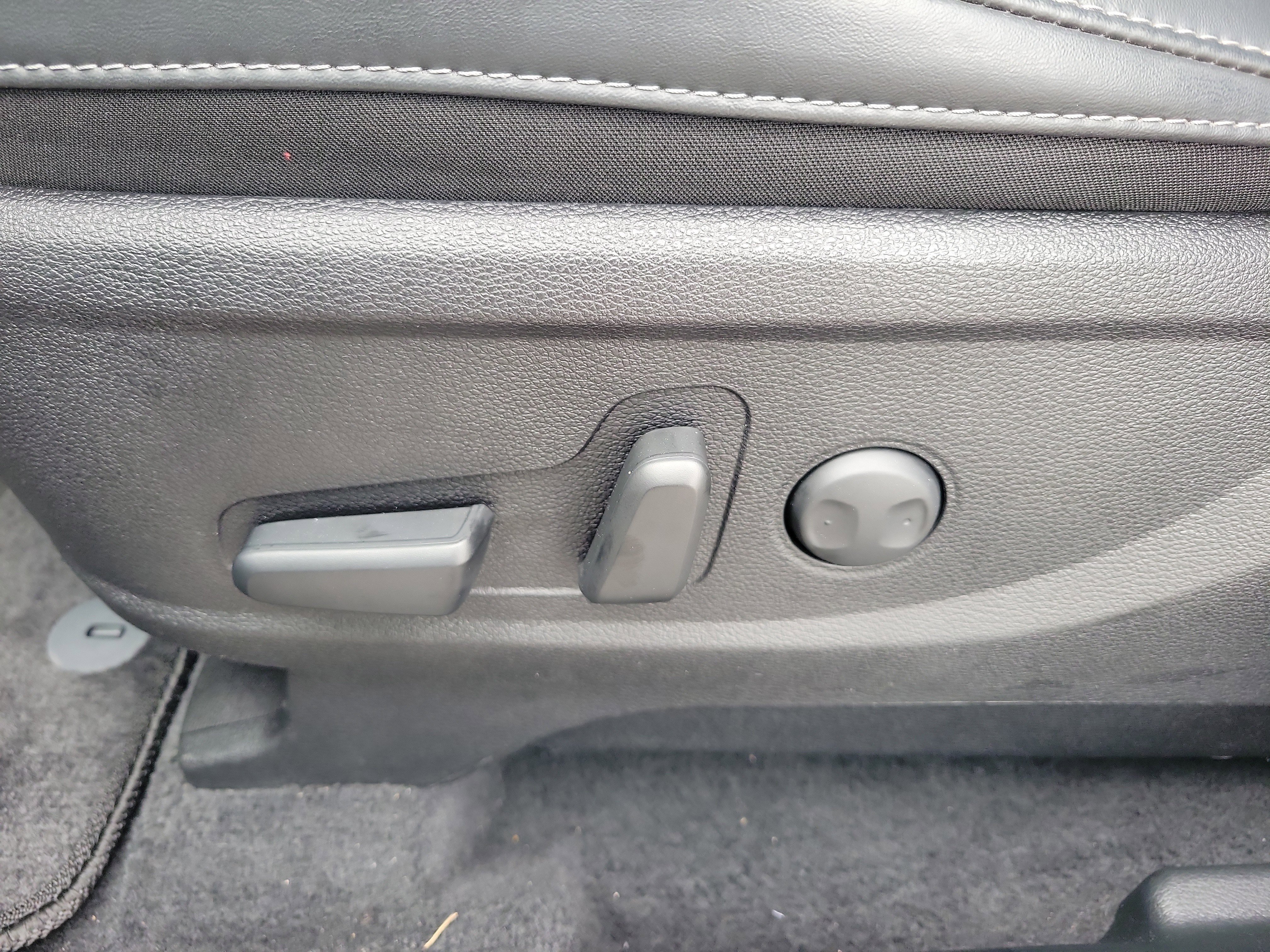 Used 2025 Kia Telluride S image 24