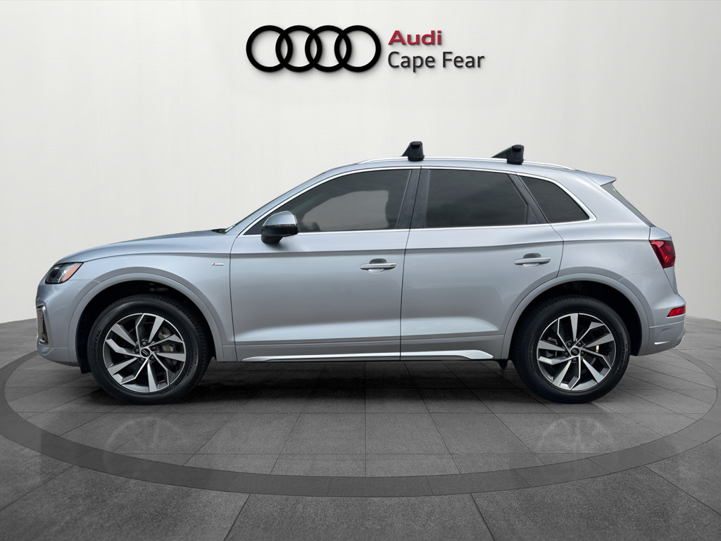 Used 2023 Audi Q5 2.0T Premium Plus w/ Premium Plus Package AWD/4WD image 2