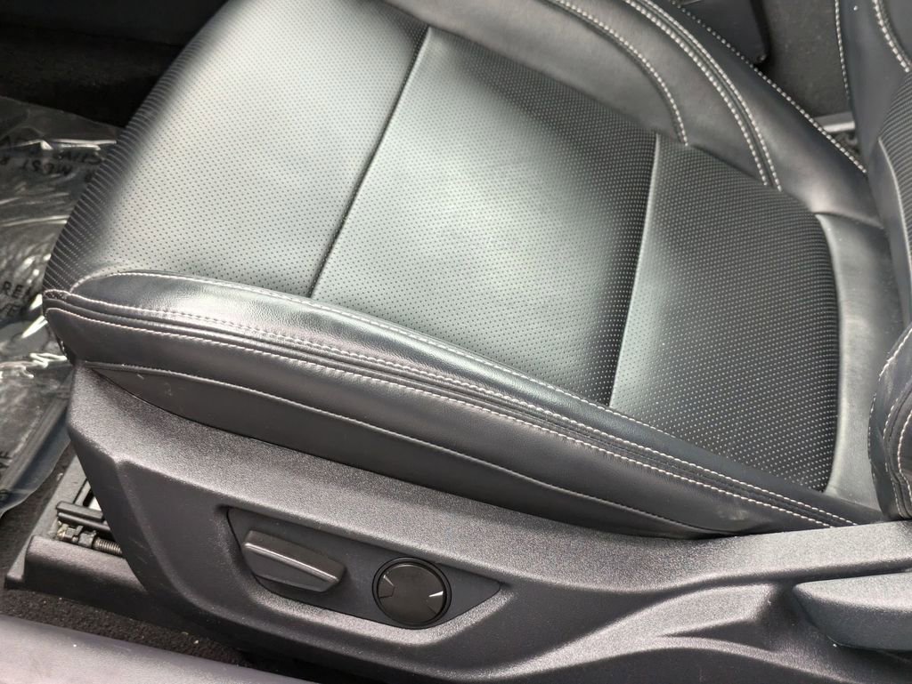 Used 2024 Ford Mustang Premium image 15