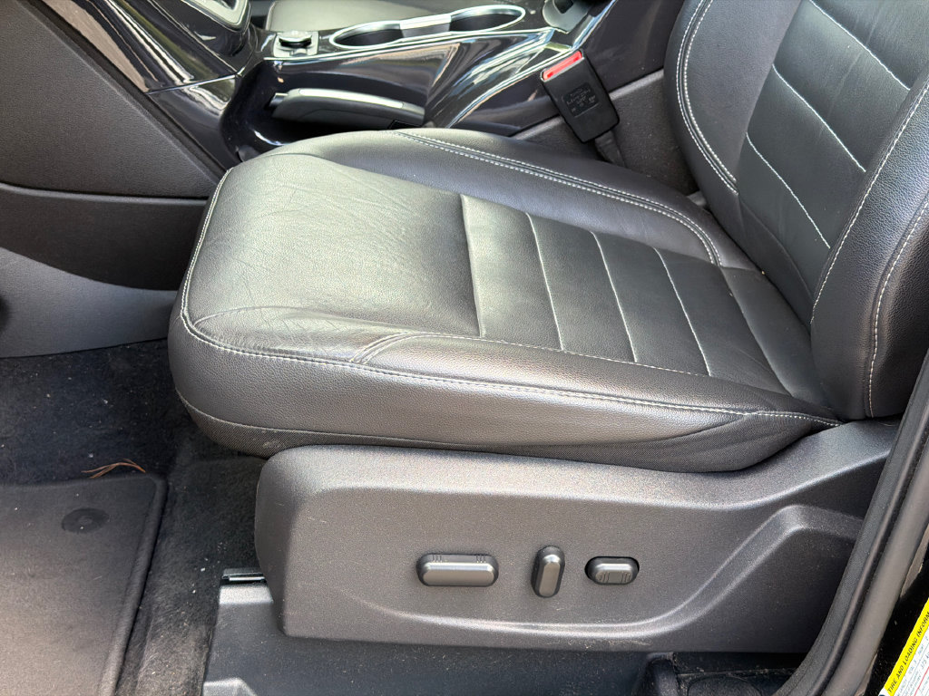 Used 2016 Ford Escape Titanium AWD/4WD image 13