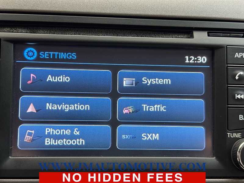 Used 2014 Nissan Sentra SL w/ Premium Package image 32