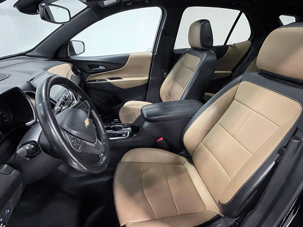 Used 2023 Chevrolet Equinox Premier AWD/4WD image 3