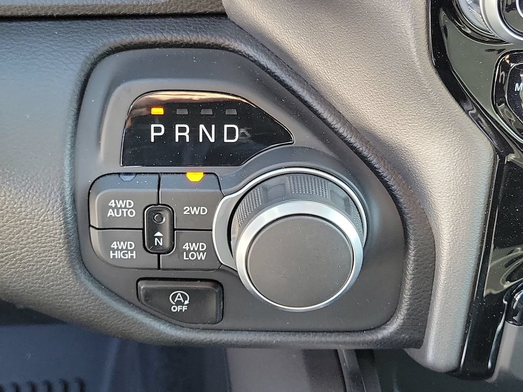 New 2025 RAM 1500 Big Horn AWD/4WD image 8