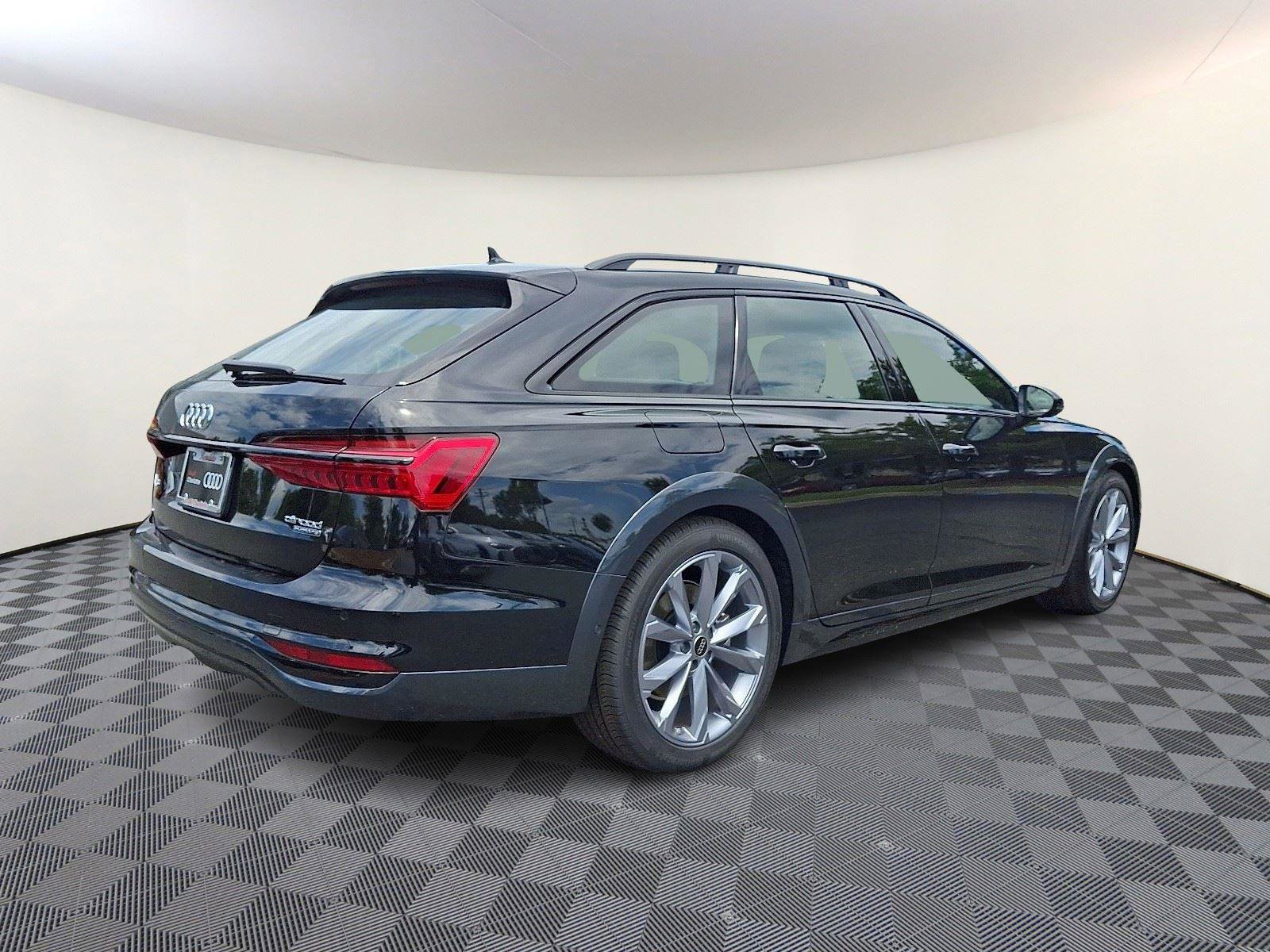 New 2025 Audi A6 3.0T allroad Prestige image 6