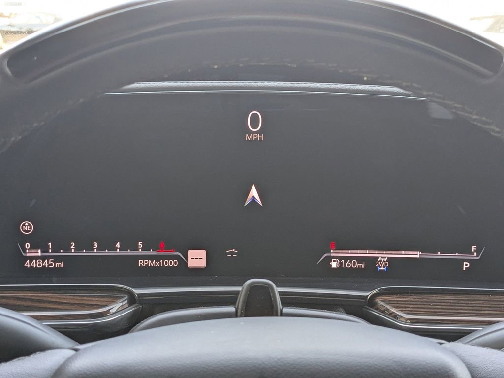 Used 2023 Cadillac Escalade ESV Premium Luxury image 32