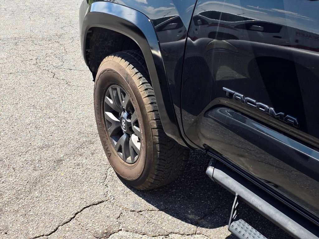 Used 2023 Toyota Tacoma SR5 w/ Technology Package RWD image 20