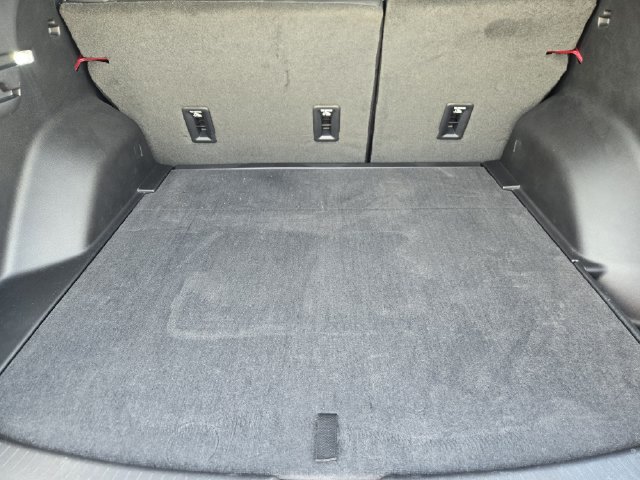 Certified 2024 Chevrolet Equinox EV LT FWD image 21