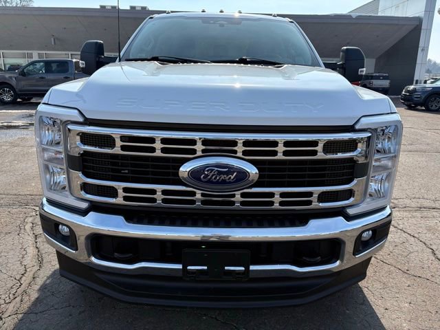 Used 2024 Ford F350 XLT w/ Snow Plow Prep Package image 10