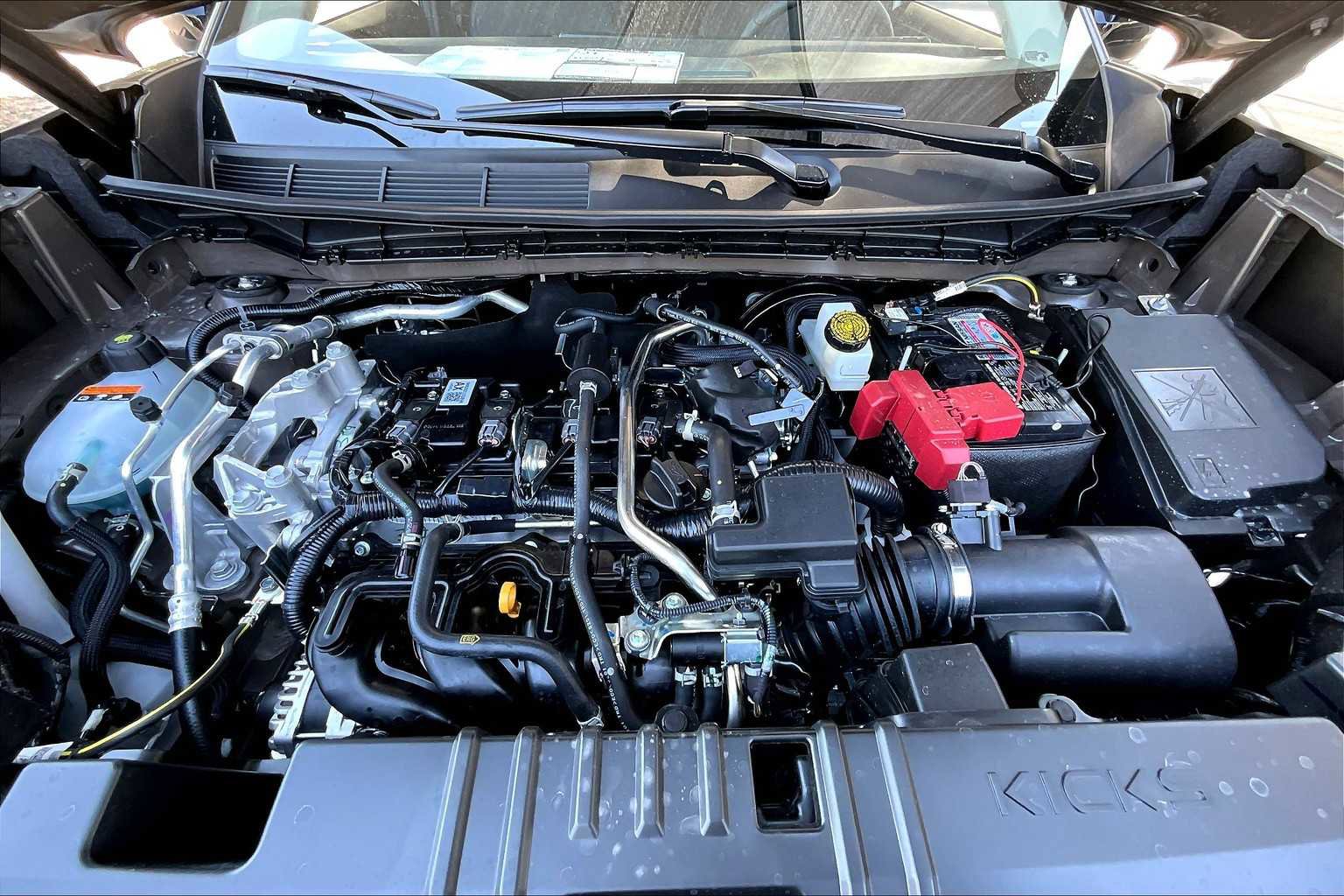 New 2026 Nissan Kicks SR image 16