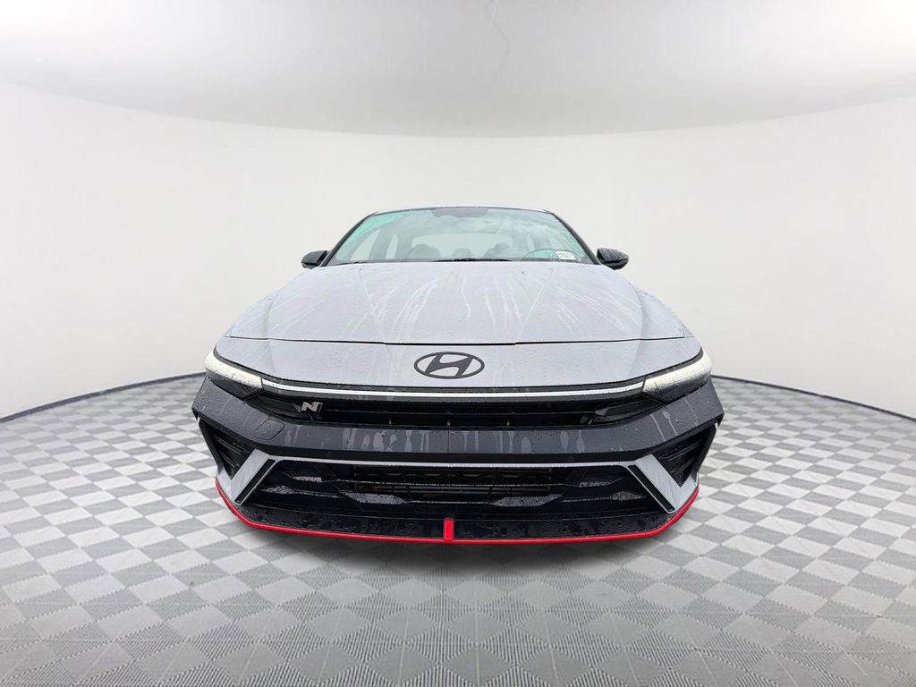 Used 2025 Hyundai Elantra N image 2