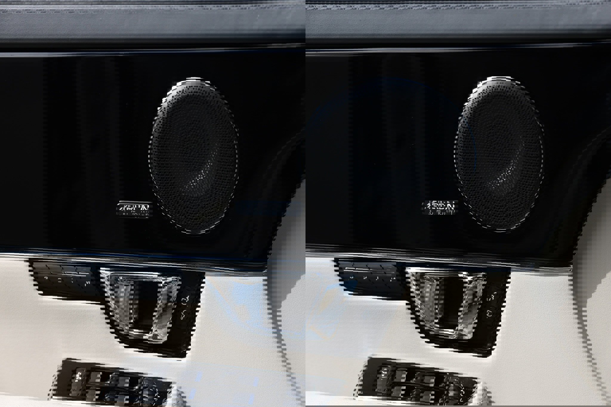 Used 2019 Jaguar XJ R-Sport image 50