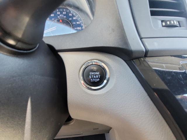Used 2019 Toyota Sienna XLE FWD image 16