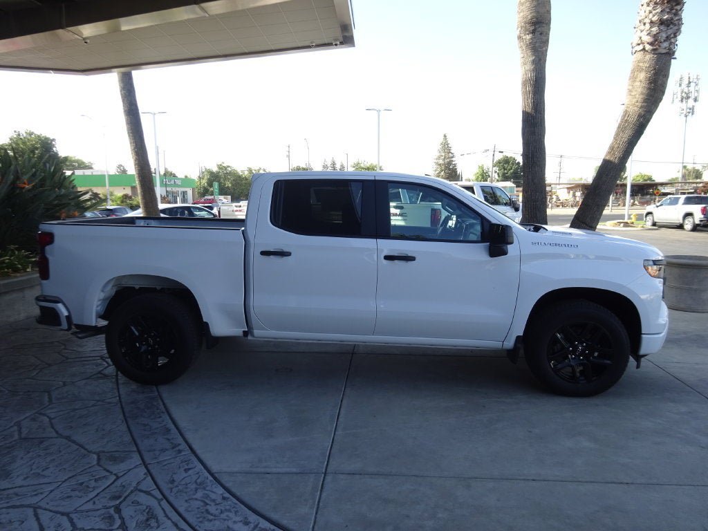 New 2026 Chevrolet Silverado 1500 Custom RWD image 9