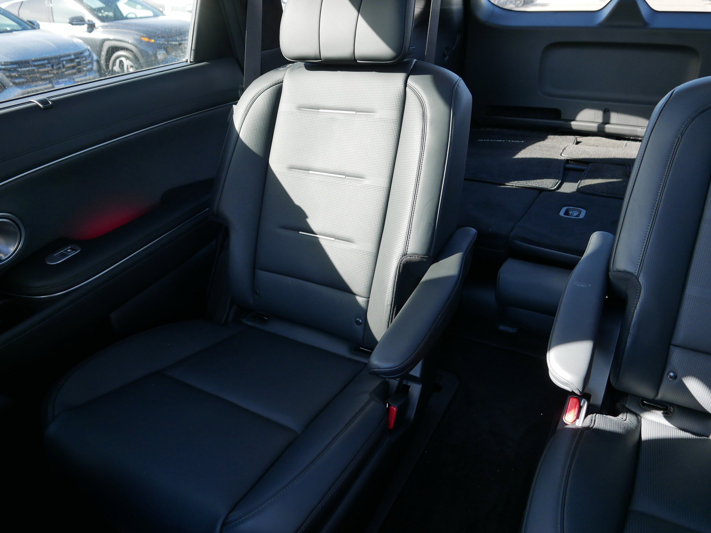 Used 2026 Hyundai Palisade Calligraphy image 12