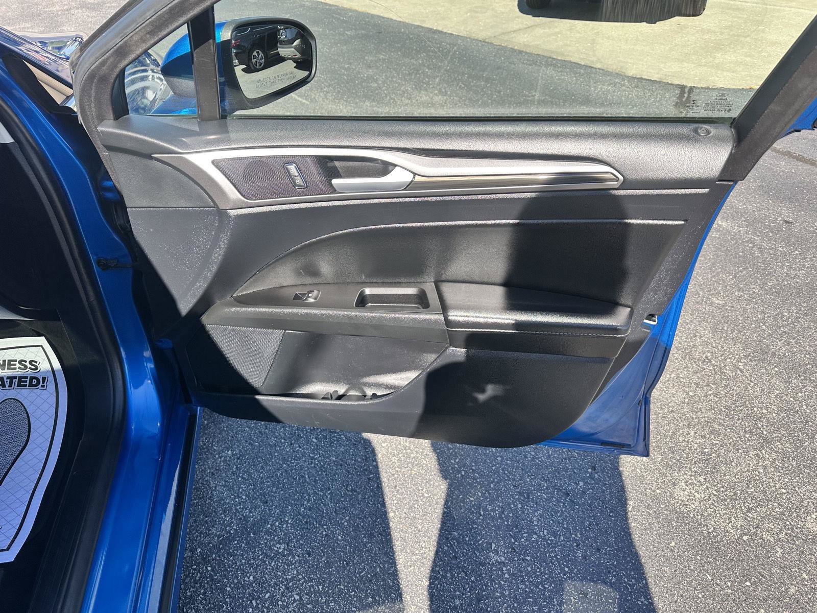 Used 2020 Ford Fusion SEL FWD image 10
