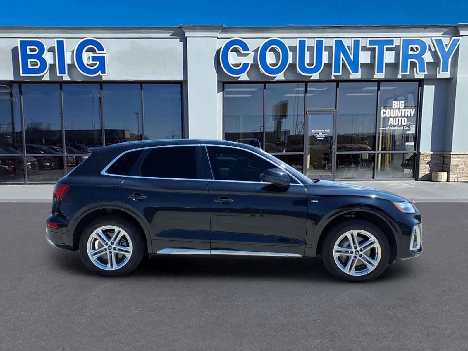 Used 2023 Audi Q5 e Prestige AWD/4WD image 4