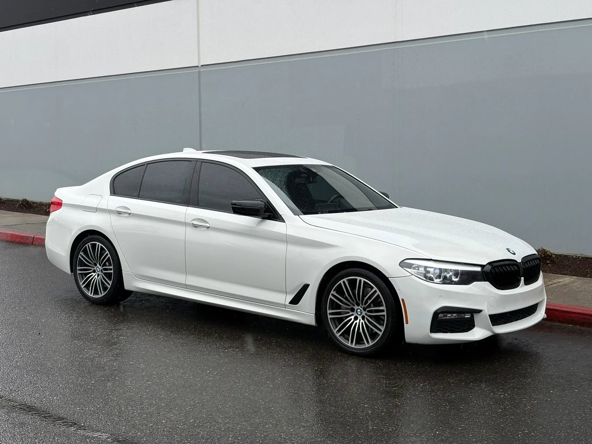 Used 2018 BMW 540i RWD image 8