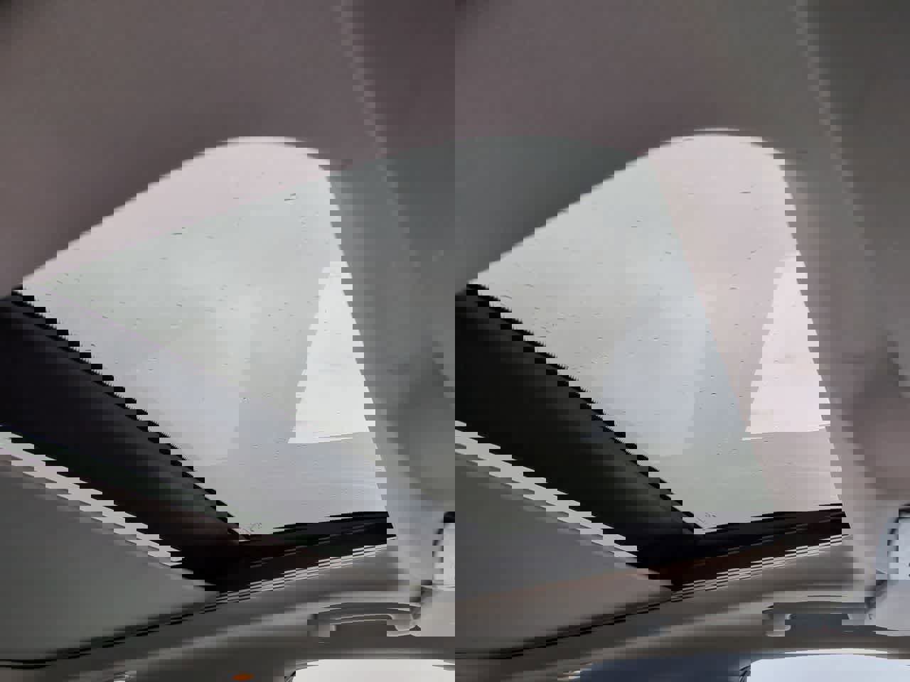 Used 2021 Nissan Rogue SL w/ Premium Package image 21