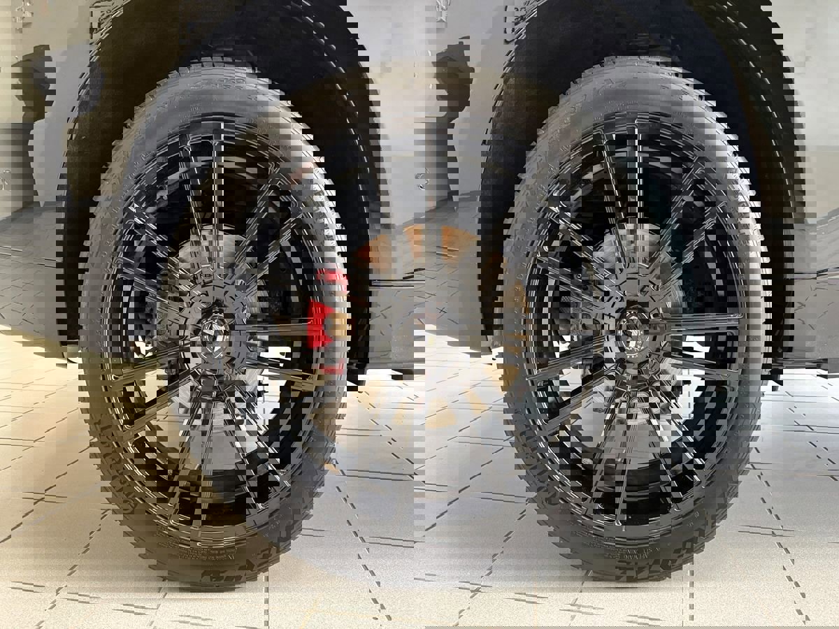 Used 2019 Jaguar F-PACE S image 62