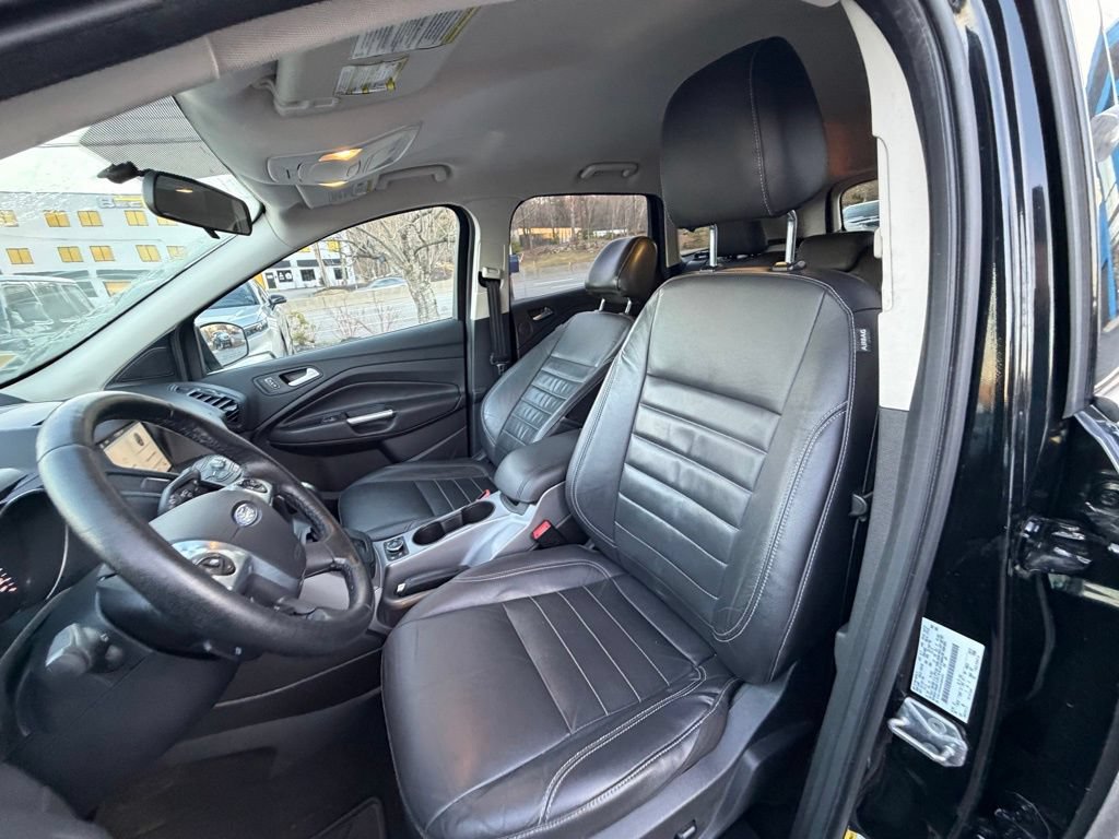 Used 2016 Ford Escape SE w/ SE Leather Comfort Package FWD image 14