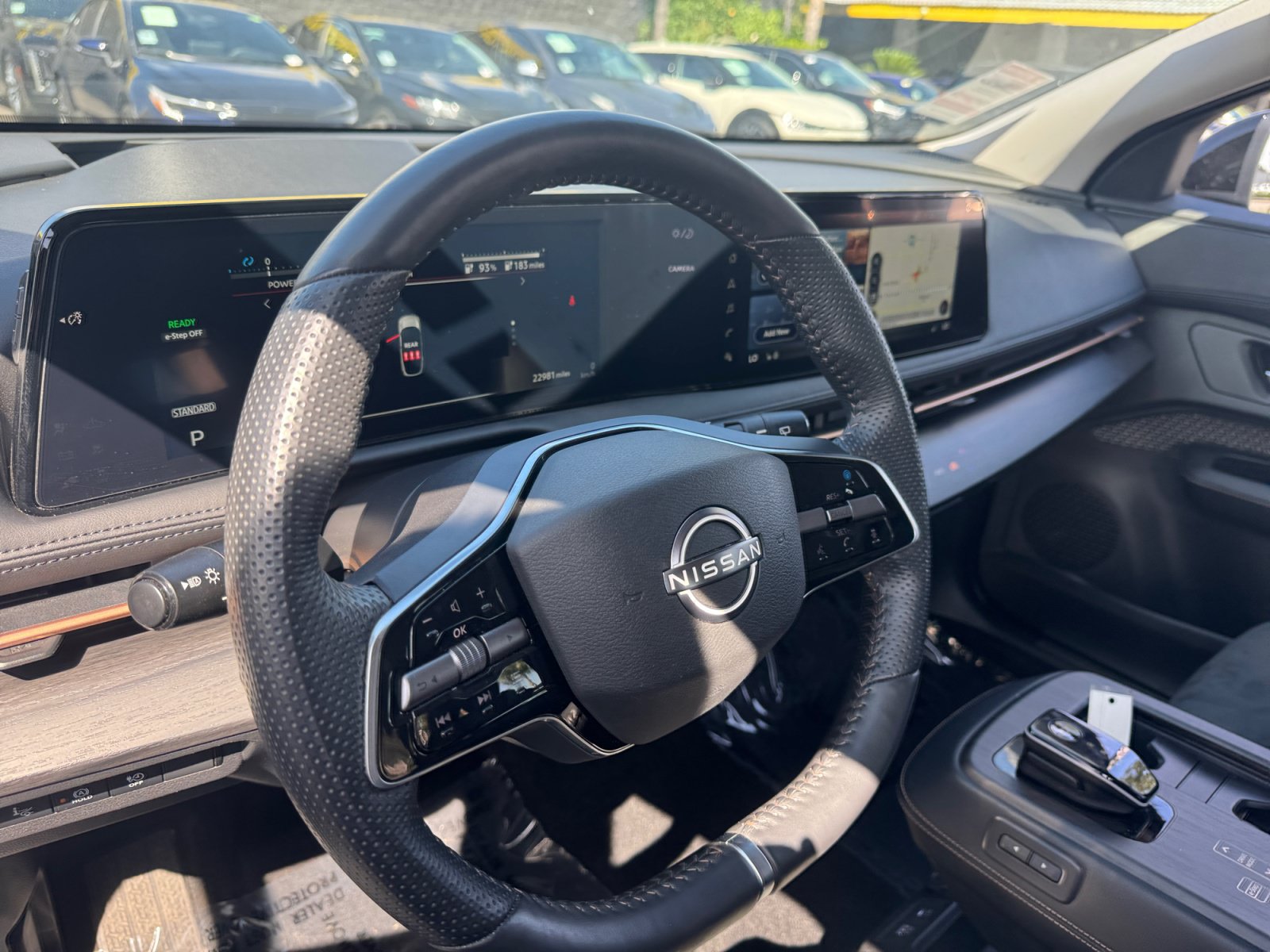 Used 2024 Nissan Ariya AWD image 23
