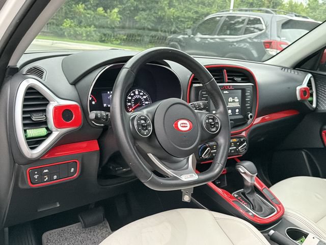 Used 2021 Kia Soul GT-Line FWD image 10