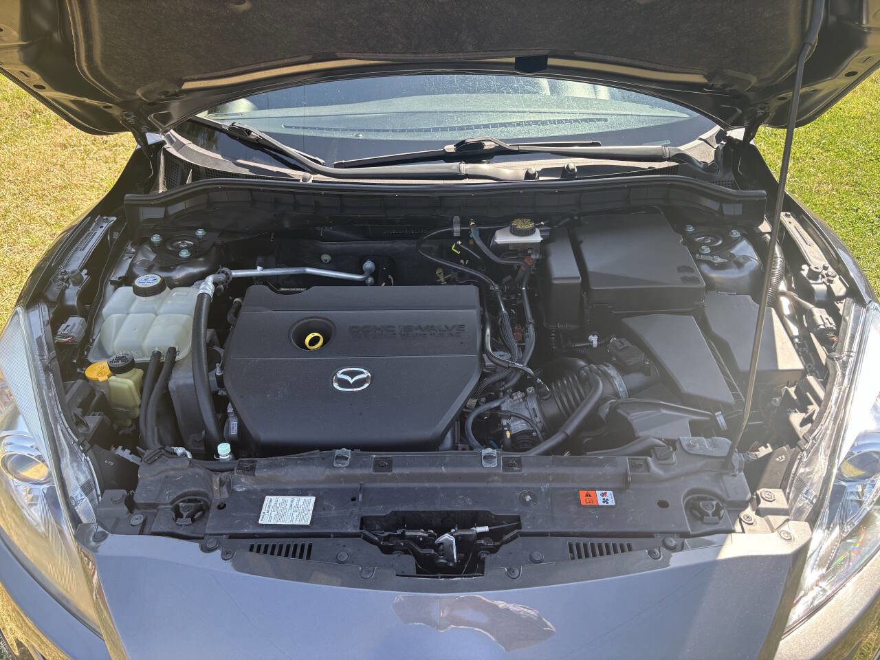 Used 2011 MAZDA MAZDA3 s Sport w/ Tech Pkg image 27