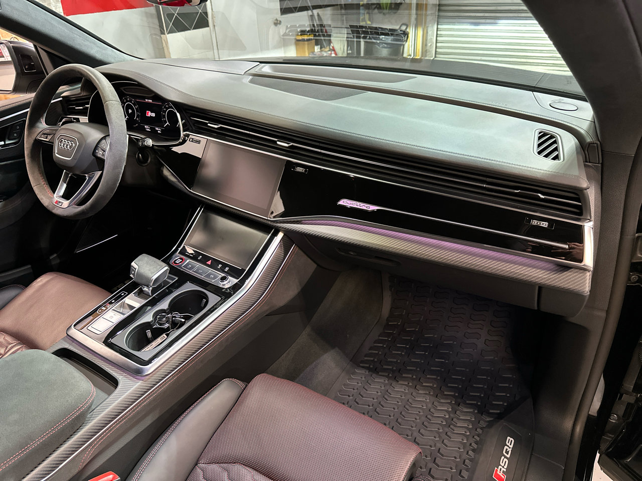 Used 2025 Audi RS Q8 performance w/ RS Design Package - Red image 19