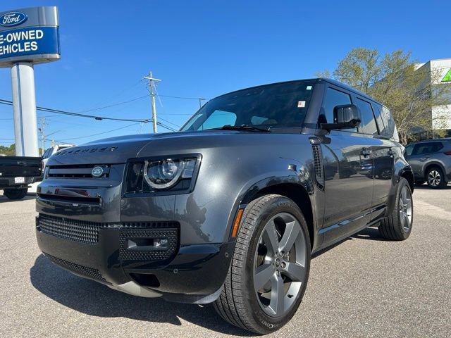 Used 2025 Land Rover Defender 110 V8 image 4