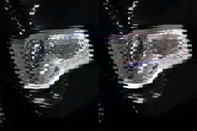 Used 2016 Chrysler 300 Limited image 26