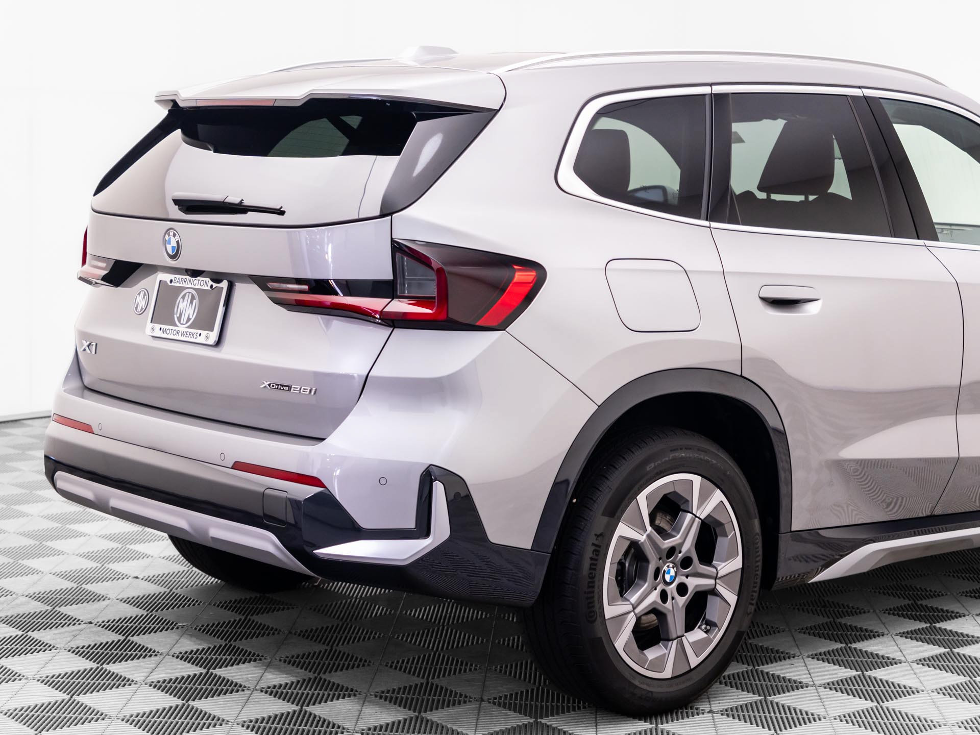 Certified 2025 BMW X1 xDrive28i w/ Premium Package AWD/4WD image 37