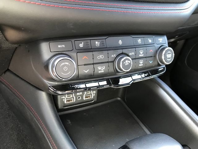 Used 2023 Dodge Durango GT image 38