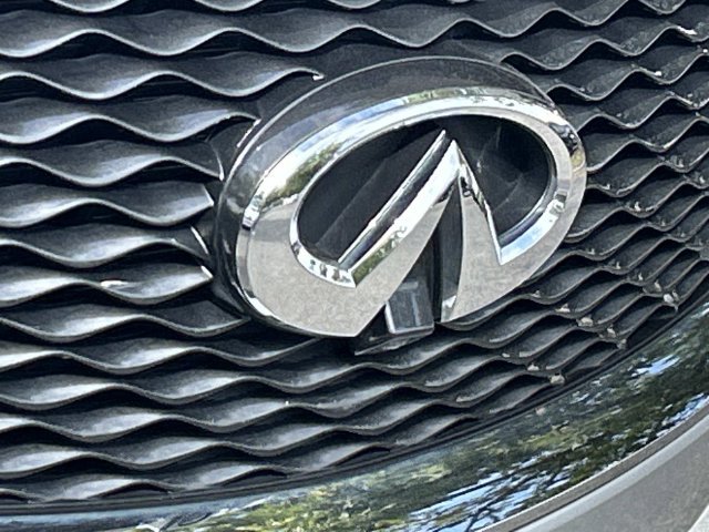 Used 2020 INFINITI QX60 Luxe w/ Essential Package FWD image 11