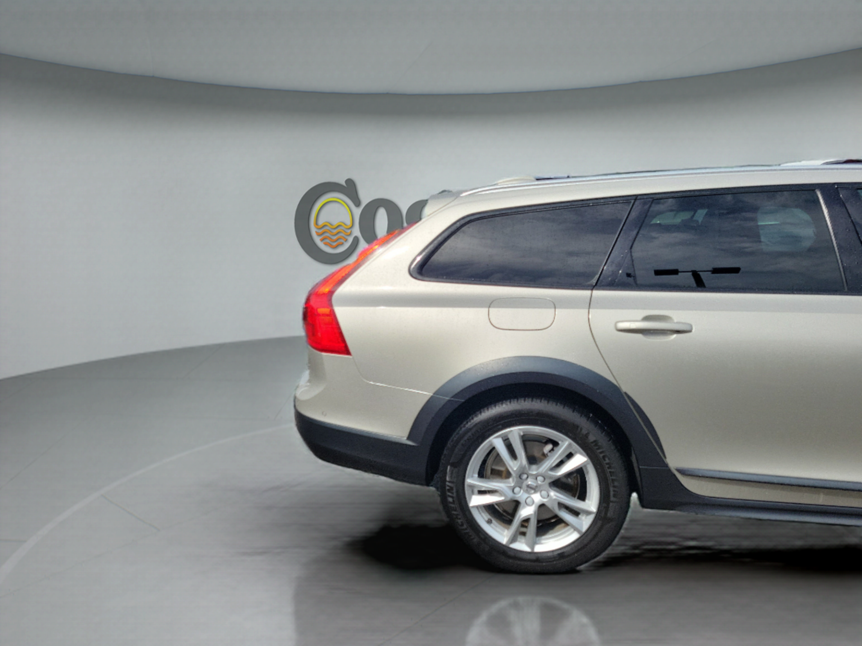 Used 2019 Volvo V90 T5 Cross Country AWD/4WD image 31