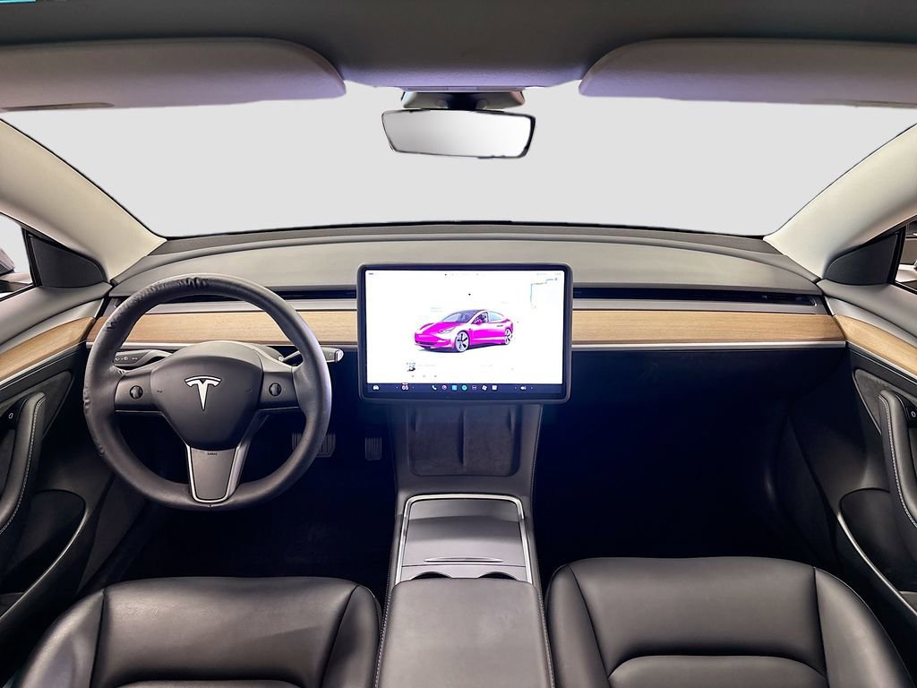 Used 2023 Tesla Model 3 Standard Range image 9