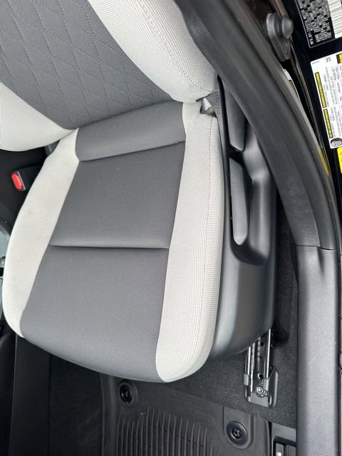 Used 2025 Toyota Corolla LE w/ LE Premium Package image 15