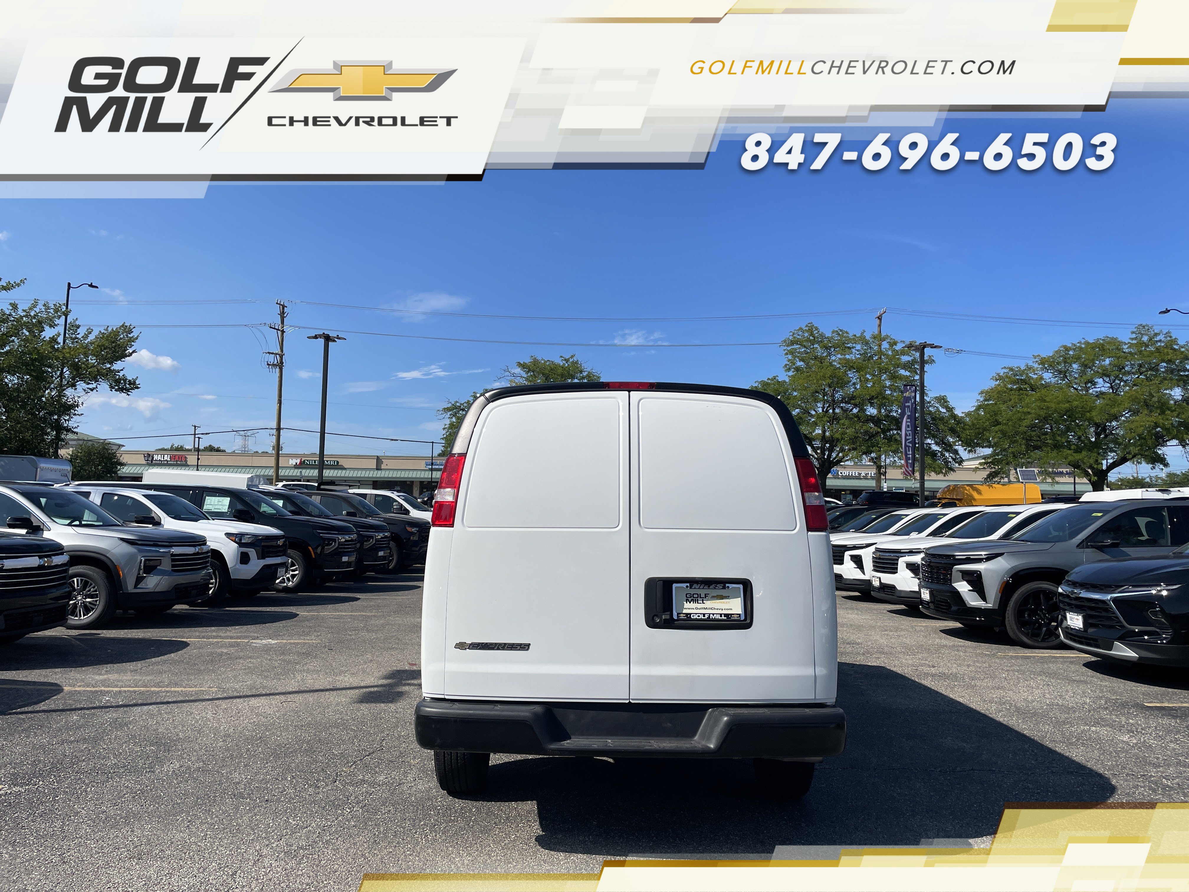 Used 2025 Chevrolet Express 2500 Extended w/ Driver Convenience Package RWD image 6