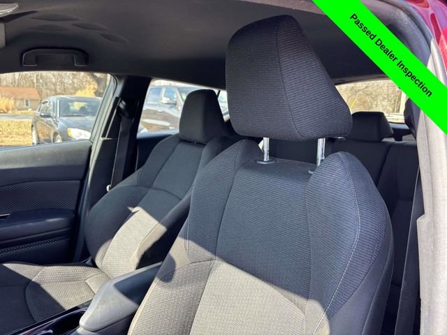 Used 2019 Toyota C-HR XLE image 5