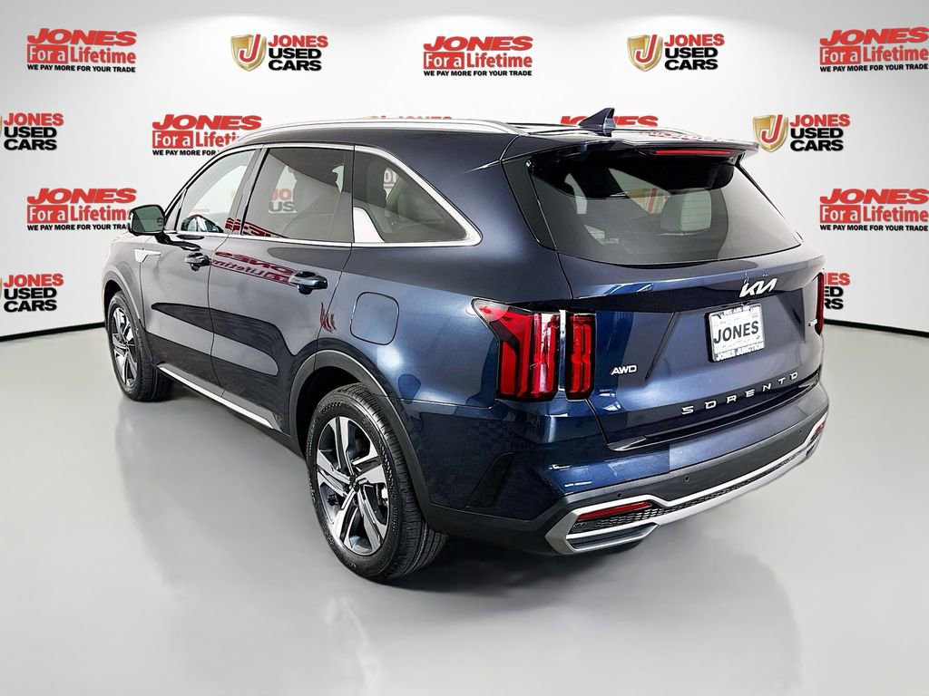 Used 2022 Kia Sorento SX Prestige image 2