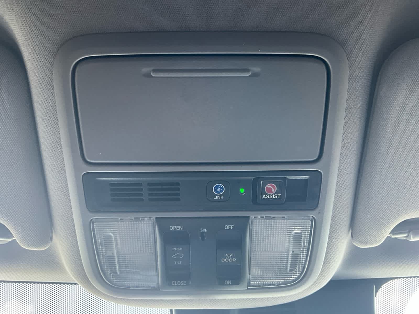 Used 2019 Honda Pilot Touring image 18