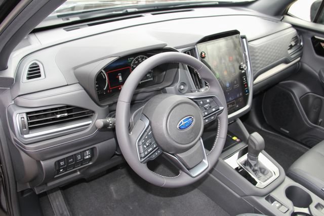 Used 2025 Subaru Forester Limited AWD/4WD image 19