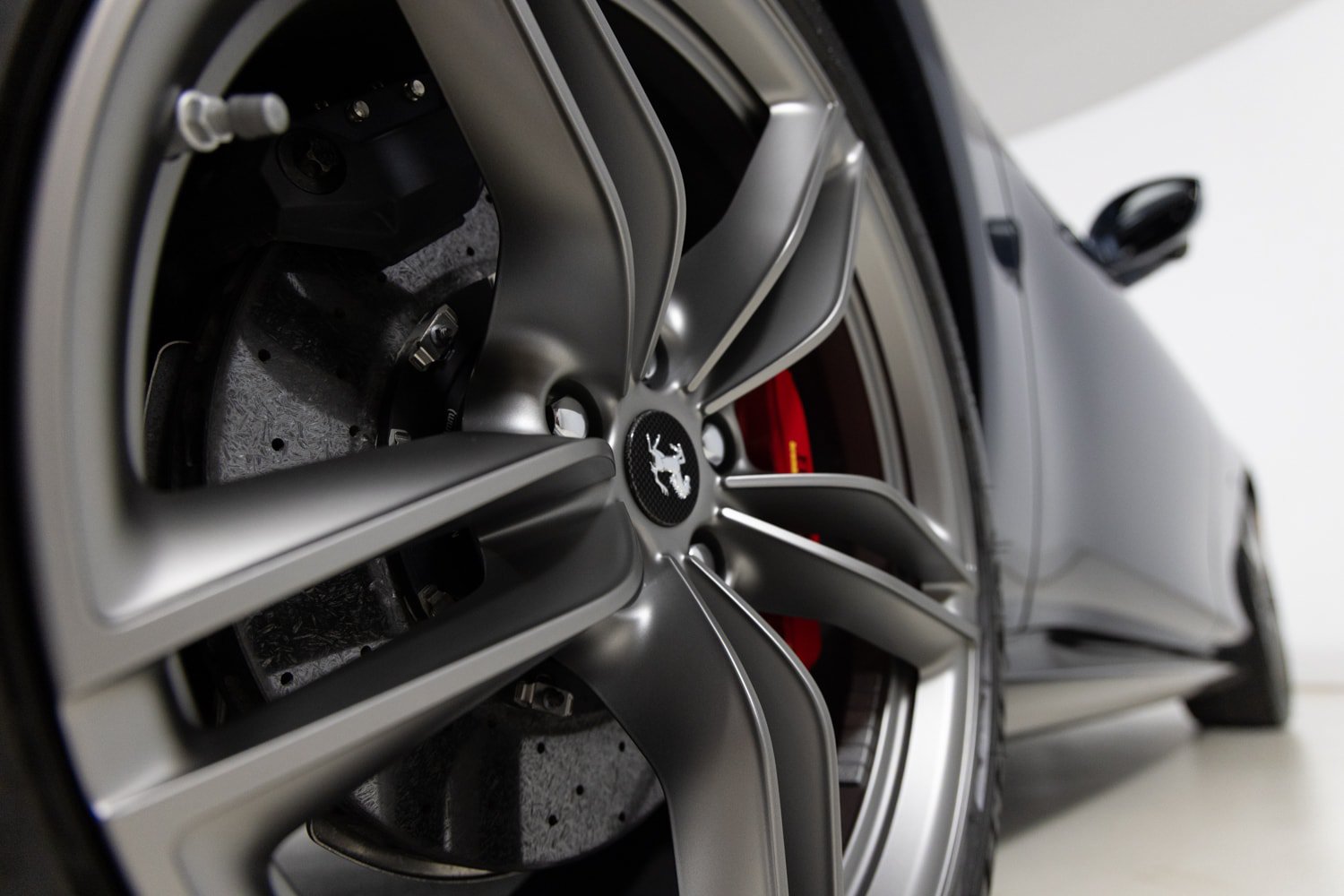Used 2021 Ferrari Roma RWD image 29