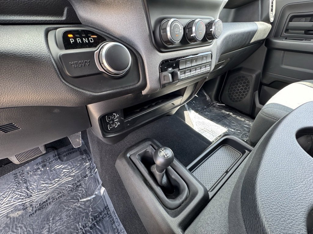 Used 2024 RAM 2500 Tradesman w/ Chrome Appearance Group image 28