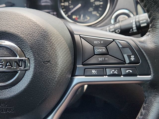 Used 2018 Nissan Rogue Sport SL w/ SL Premium Package FWD image 38