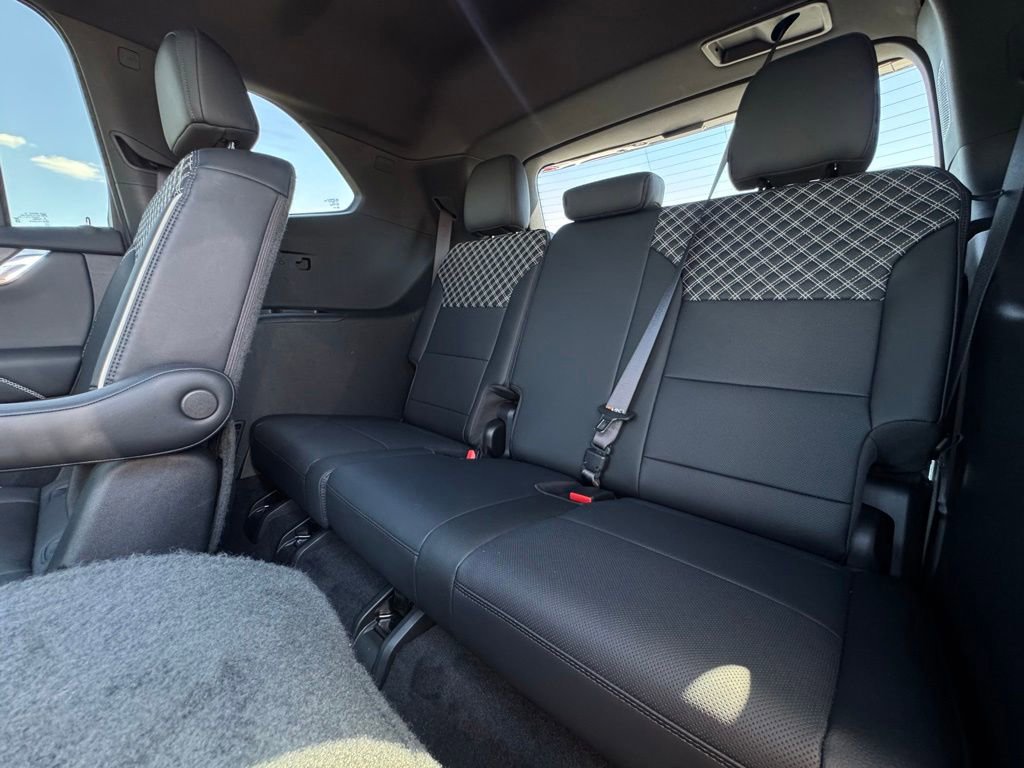 Used 2024 GMC Acadia Denali w/ Super Cruise Package FWD image 21